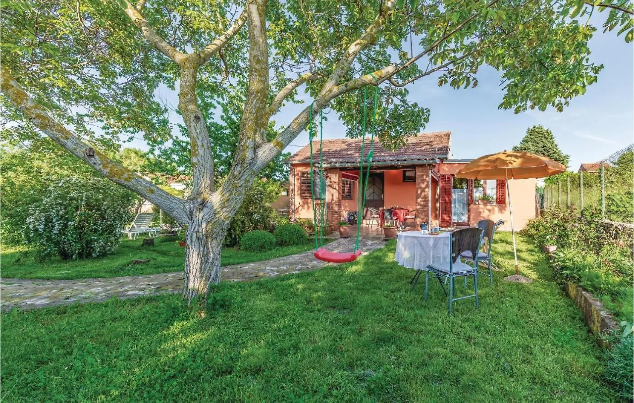 1 Bedroom Pet Friendly Home In Šišan