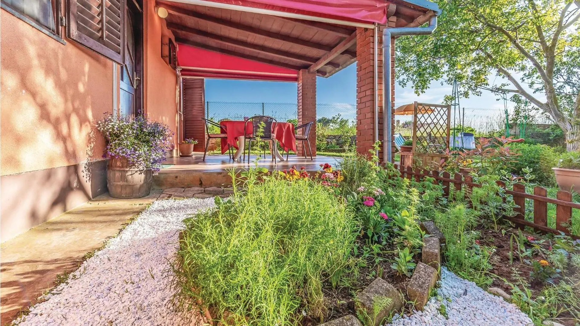 1 Bedroom Pet Friendly Home In Sisan Holiday home